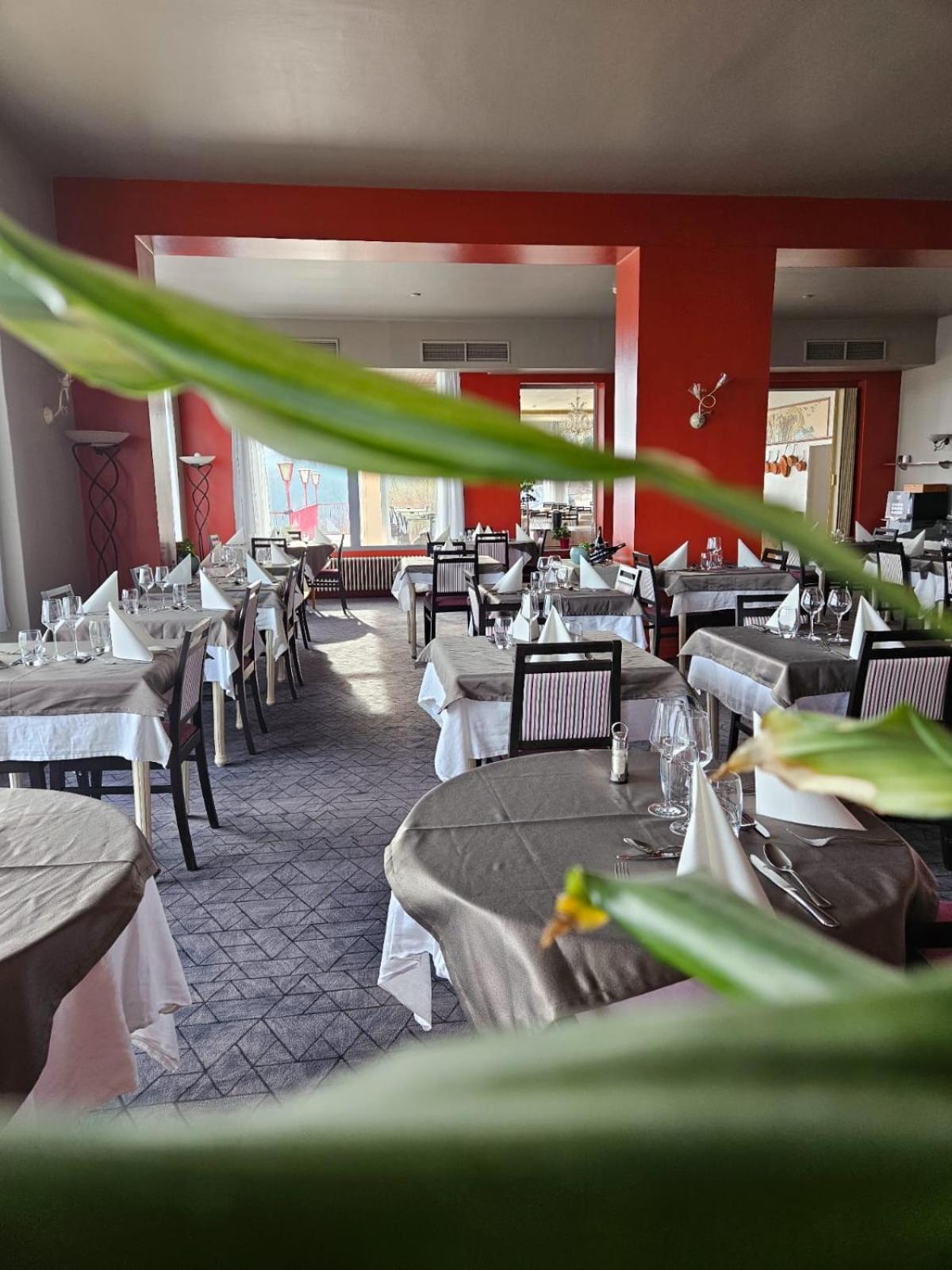 Alexain Hotel Restaurant & Wellness - Colmar Ouest Trois epis Bagian luar foto