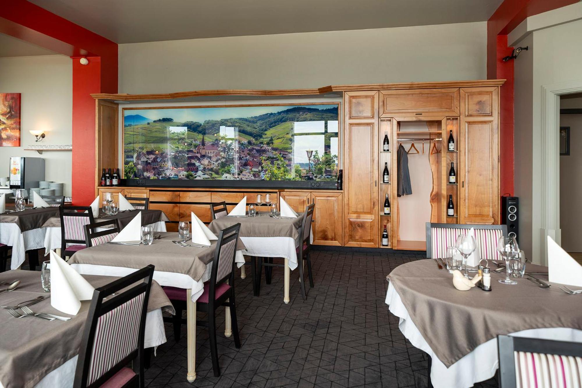 Alexain Hotel Restaurant & Wellness - Colmar Ouest Trois epis Bagian luar foto