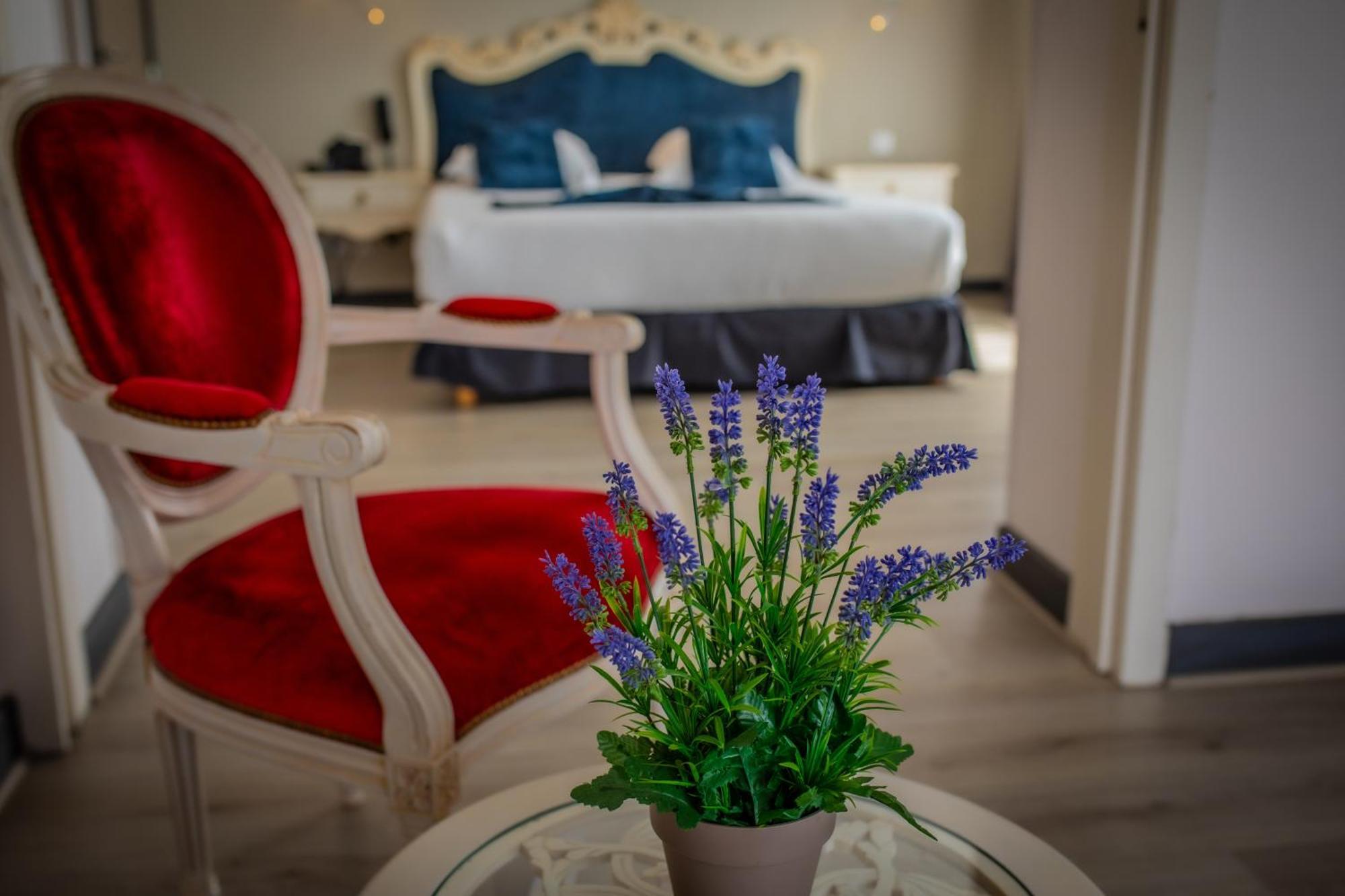 Alexain Hotel Restaurant & Wellness - Colmar Ouest Trois epis Bagian luar foto
